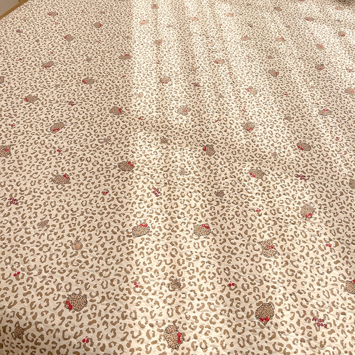 91家纺网 家纺一手货源 找家纺 赛丽雅 2026春夏新款古法水洗棉床盖四件套 豹纹猫咪