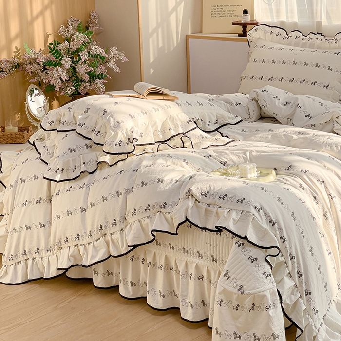 91家纺网 家纺一手货源 找家纺 赛丽雅 2026春夏新款古法水洗棉床盖四件套 木马乐园