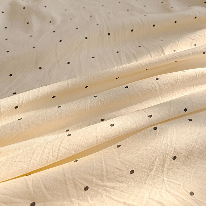 91家纺网 家纺一手货源 找家纺 赛丽雅 2026春夏新款古法水洗棉床盖四件套 波点