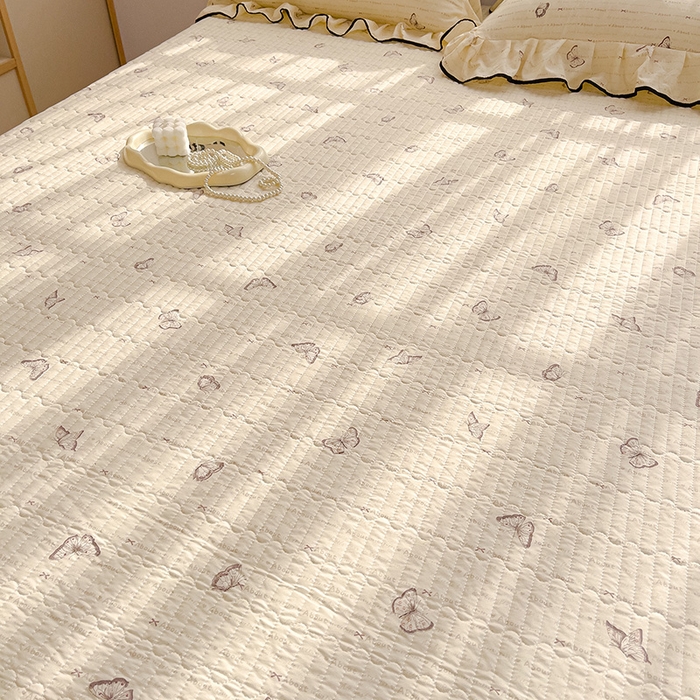 91家纺网 家纺一手货源 找家纺 赛丽雅 2026春夏新款古法水洗棉床盖四件套 漫花蝶舞