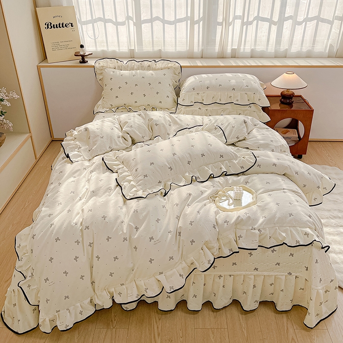 91家纺网 家纺一手货源 找家纺 赛丽雅 2026春夏新款古法水洗棉床盖四件套 灰蝴蝶