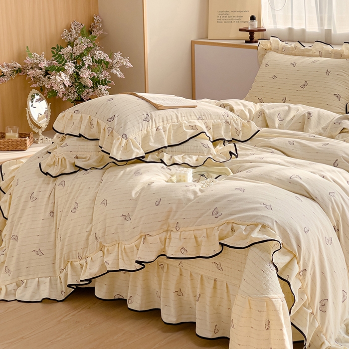 91家纺网 家纺一手货源 找家纺 赛丽雅 2026春夏新款古法水洗棉床盖四件套 漫花蝶舞