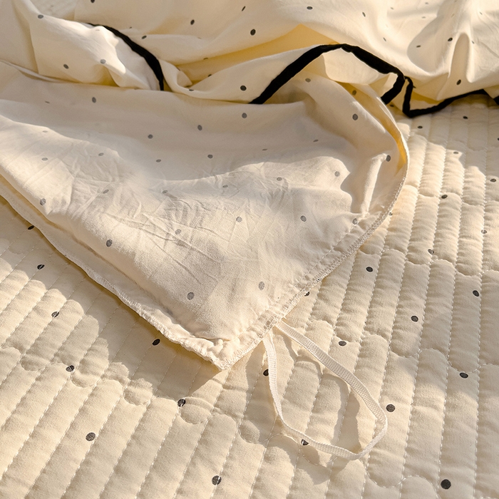 91家纺网 家纺一手货源 找家纺 赛丽雅 2026春夏新款古法水洗棉床盖四件套 波点