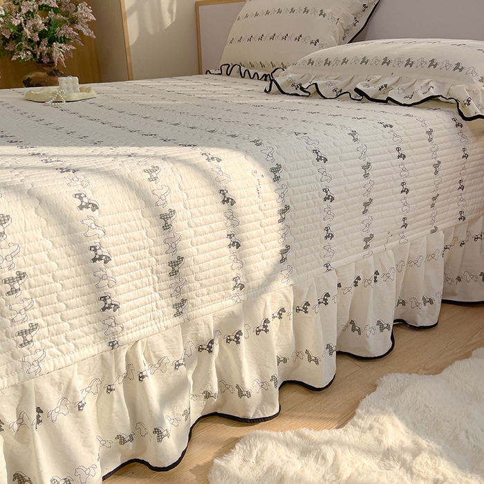 91家纺网 家纺一手货源 找家纺 赛丽雅 2026春夏新款古法水洗棉床盖四件套 木马乐园