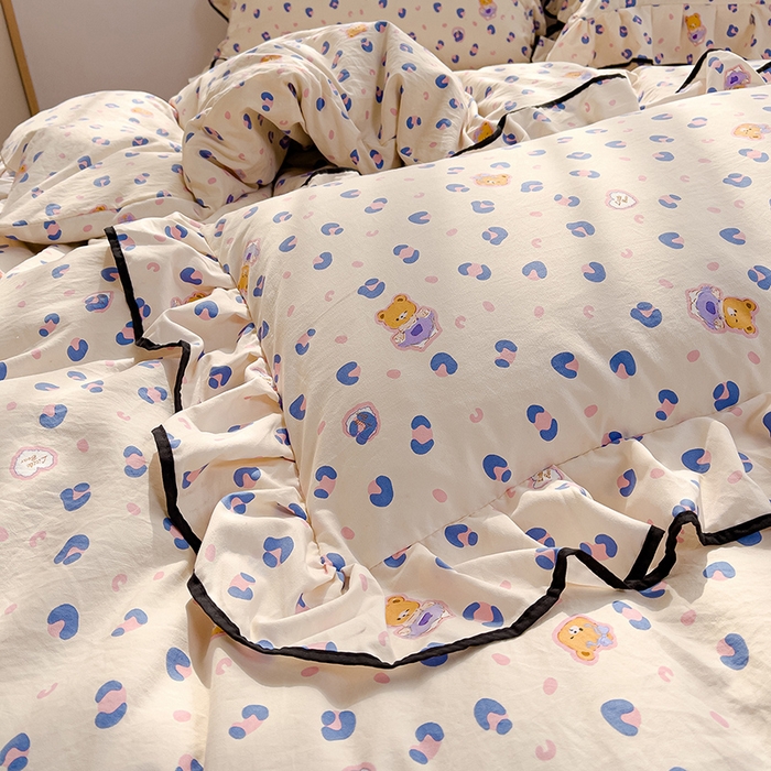 91家纺网 家纺一手货源 找家纺 赛丽雅 2026春夏新款古法水洗棉床盖四件套 蓝纹小熊