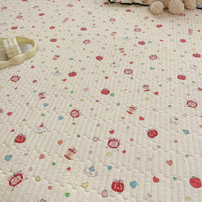 91家纺网 家纺一手货源 找家纺 赛丽雅 2026春夏新款古法水洗棉床盖四件套 苹果乐园