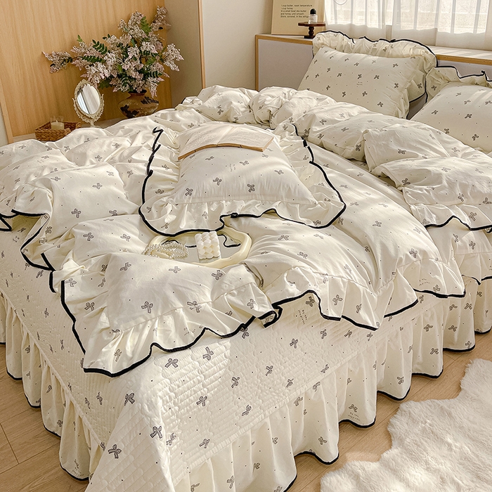 91家纺网 家纺一手货源 找家纺 赛丽雅 2026春夏新款古法水洗棉床盖四件套 灰蝴蝶