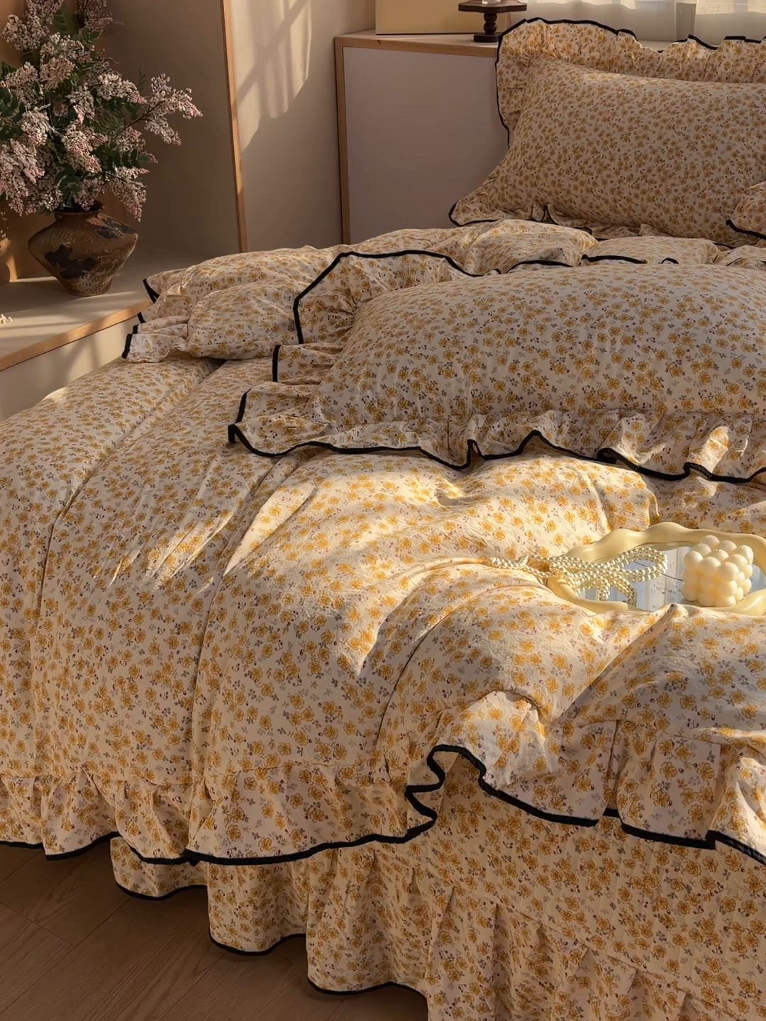 91家纺网 家纺一手货源 找家纺 赛丽雅 2026春夏新款古法水洗棉床盖四件套 花田错