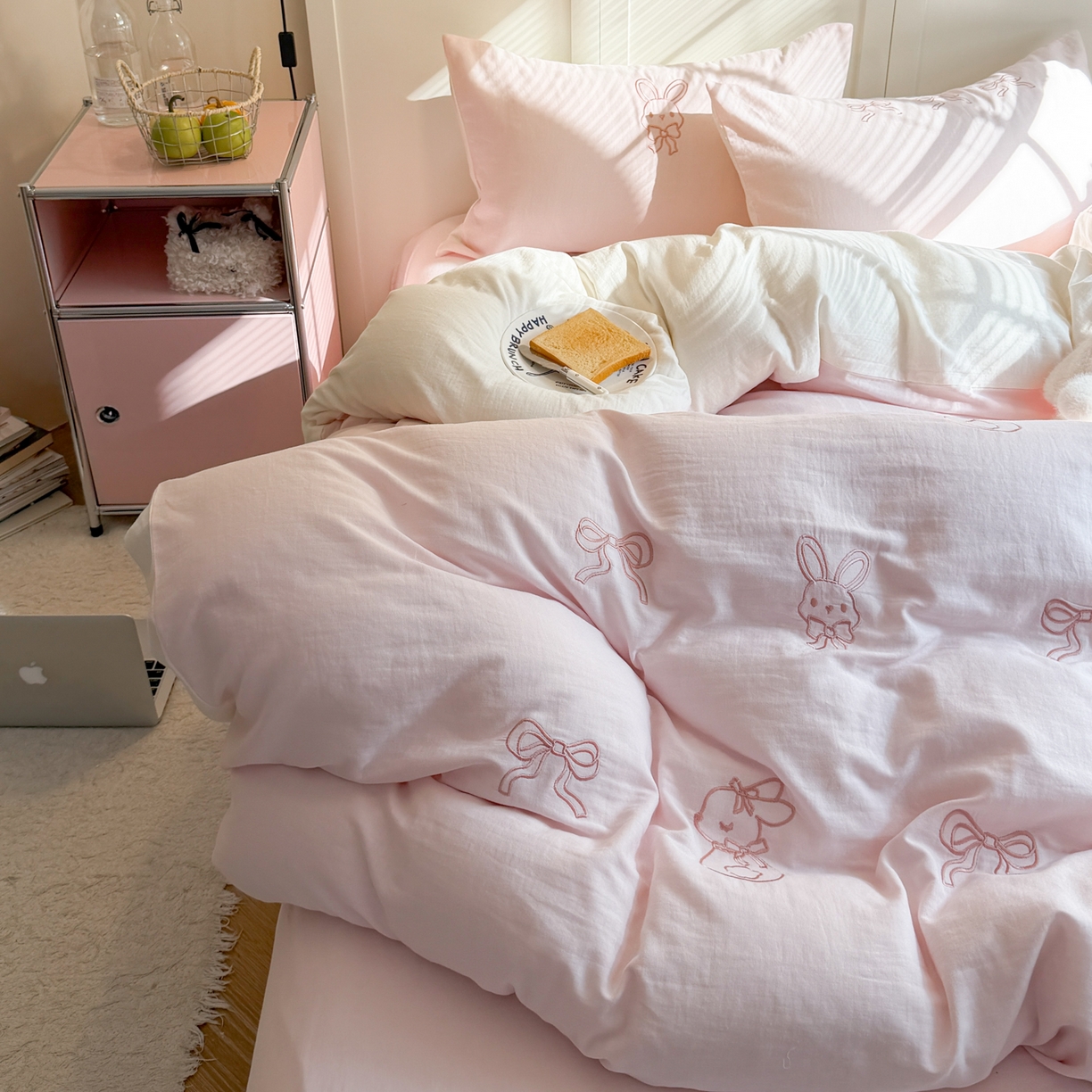 91家纺网 家纺一手货源 找家纺 （总）FORTWO家纺原创设计（FOR TWO家纺） 2026新款全棉双层纱四件套--线条款(会员-15 控价：（券前）基础价不低于小号248元，中号328元，大号348元 床笠加10元)