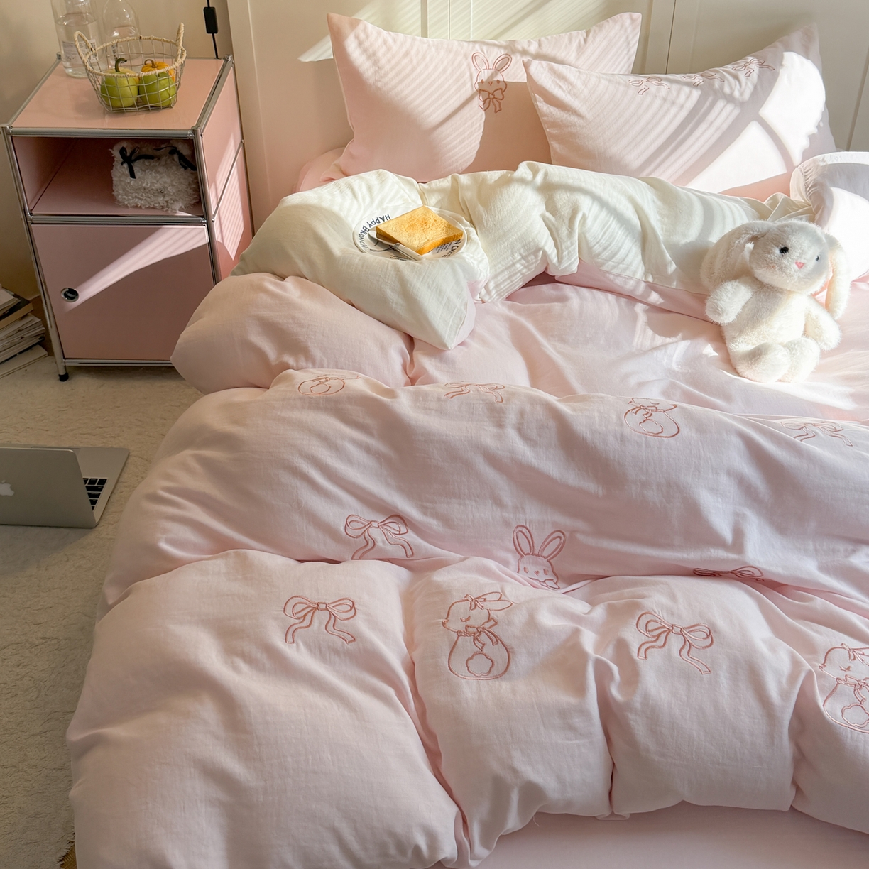 91家纺网 家纺一手货源 找家纺 （总）FORTWO家纺原创设计（FOR TWO家纺） 2026新款全棉双层纱四件套--线条款(会员-15 控价：（券前）基础价不低于小号248元，中号328元，大号348元 床笠加10元)