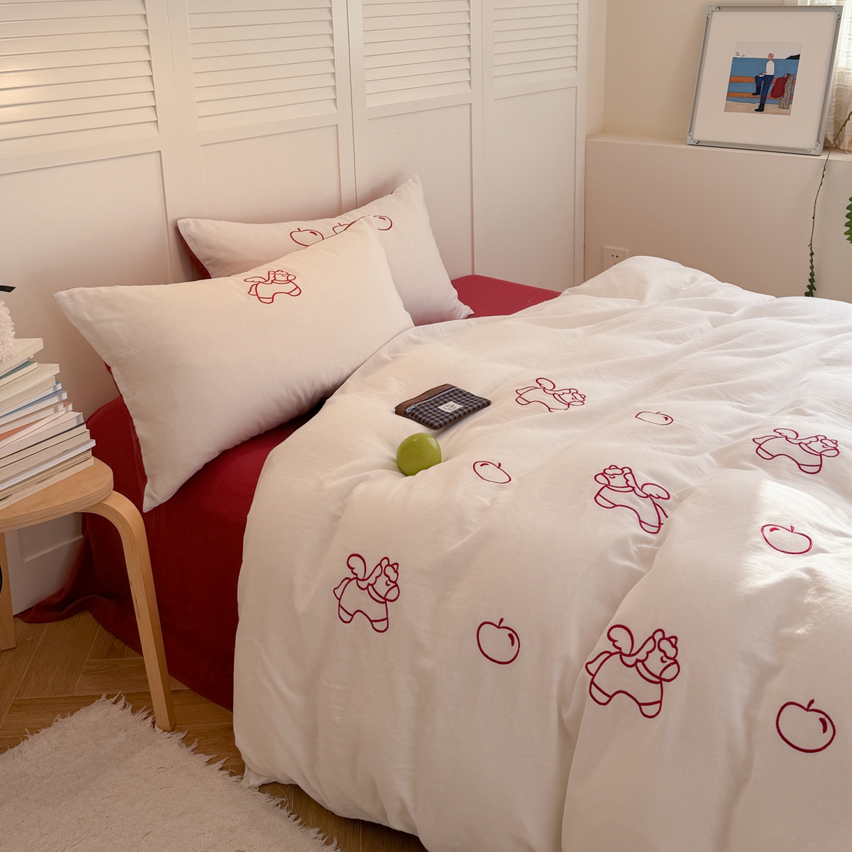 91家纺网 家纺一手货源 找家纺 FORTWO家纺原创设计（FOR TWO家纺） 2026新款全棉双层纱四件套--线条款(会员-15 控价：（券前）基础价不低于小号248元，中号328元，大号348元 床笠加10元) 小马苹果