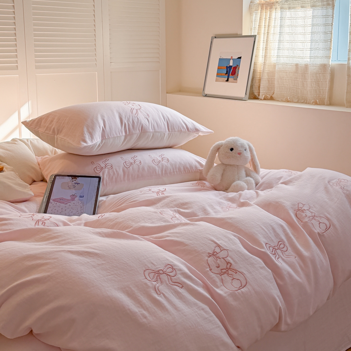 91家纺网 家纺一手货源 找家纺 FORTWO家纺原创设计（FOR TWO家纺） 2026新款全棉双层纱四件套--线条款(会员-15 控价：（券前）基础价不低于小号248元，中号328元，大号348元 床笠加10元) 线条兔兔