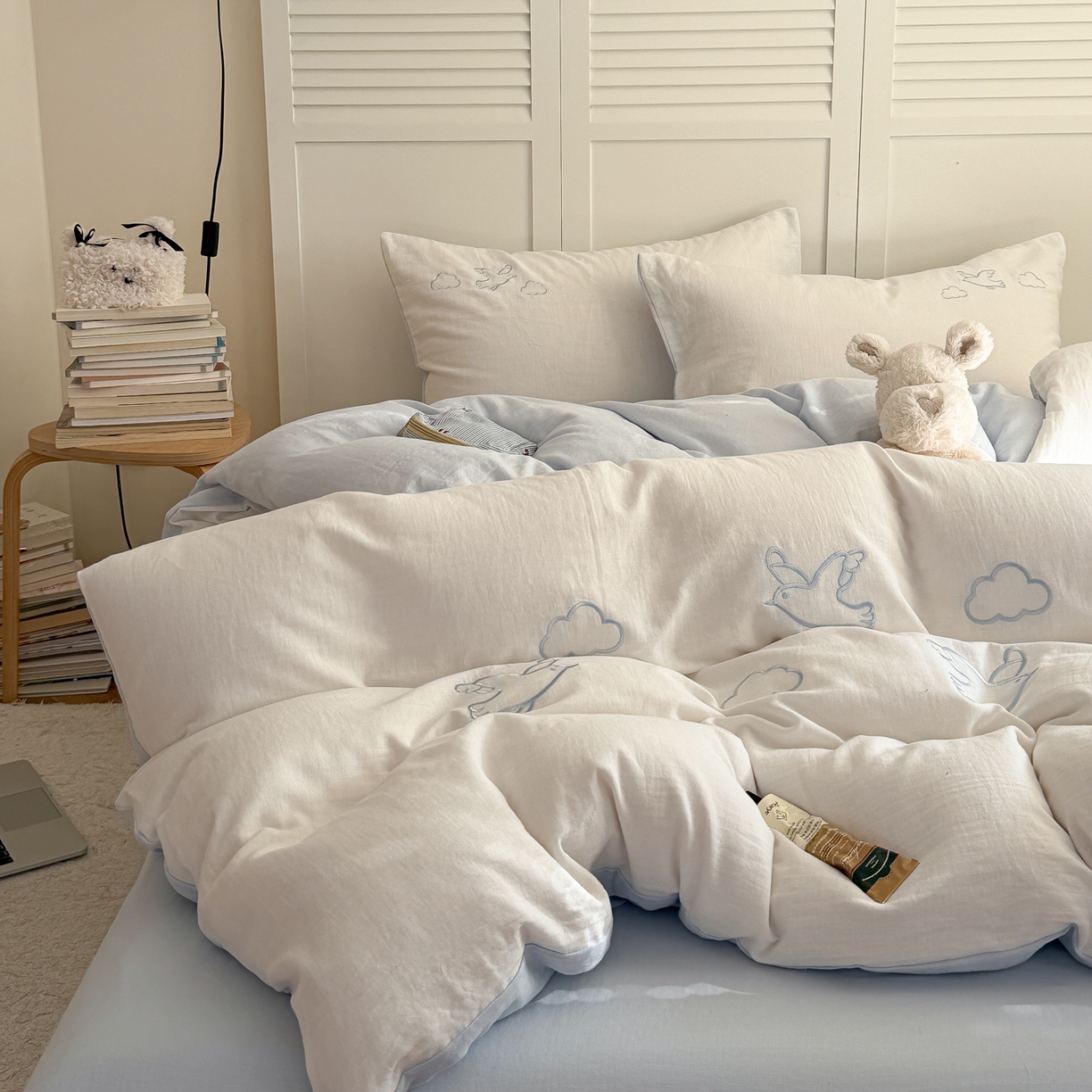 91家纺网 家纺一手货源 找家纺 FORTWO家纺原创设计（FOR TWO家纺） 2026新款全棉双层纱四件套--线条款(会员-15 控价：（券前）基础价不低于小号248元，中号328元，大号348元 床笠加10元) 云朵海鸥