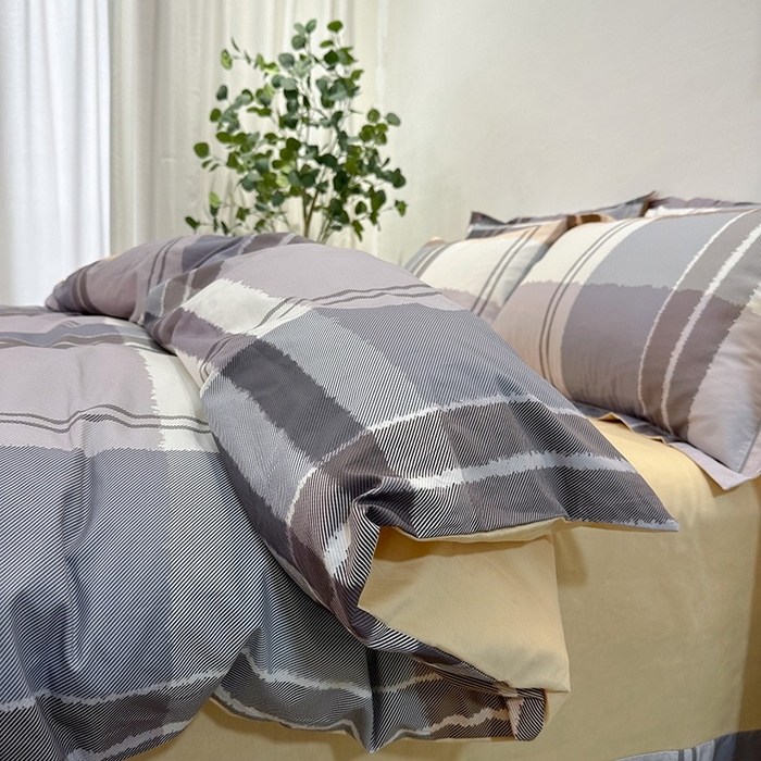 91家纺网 家纺一手货源 找家纺 橙艺家居 2026新款丝光铂金云棉印花四件套 本店线上严格控价，券后、活动后标准不得低于218元，以此类推。请各位老爷严格遵守，以免低价后再调整价格，影响链接权重 奈亚