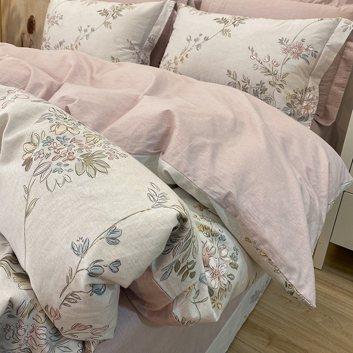 91家纺网 家纺一手货源 找家纺 橙艺家居 2026新款丝光铂金云棉印花四件套 本店线上严格控价，券后、活动后标准不得低于218元，以此类推。请各位老爷严格遵守，以免低价后再调整价格，影响链接权重 婉情-灰