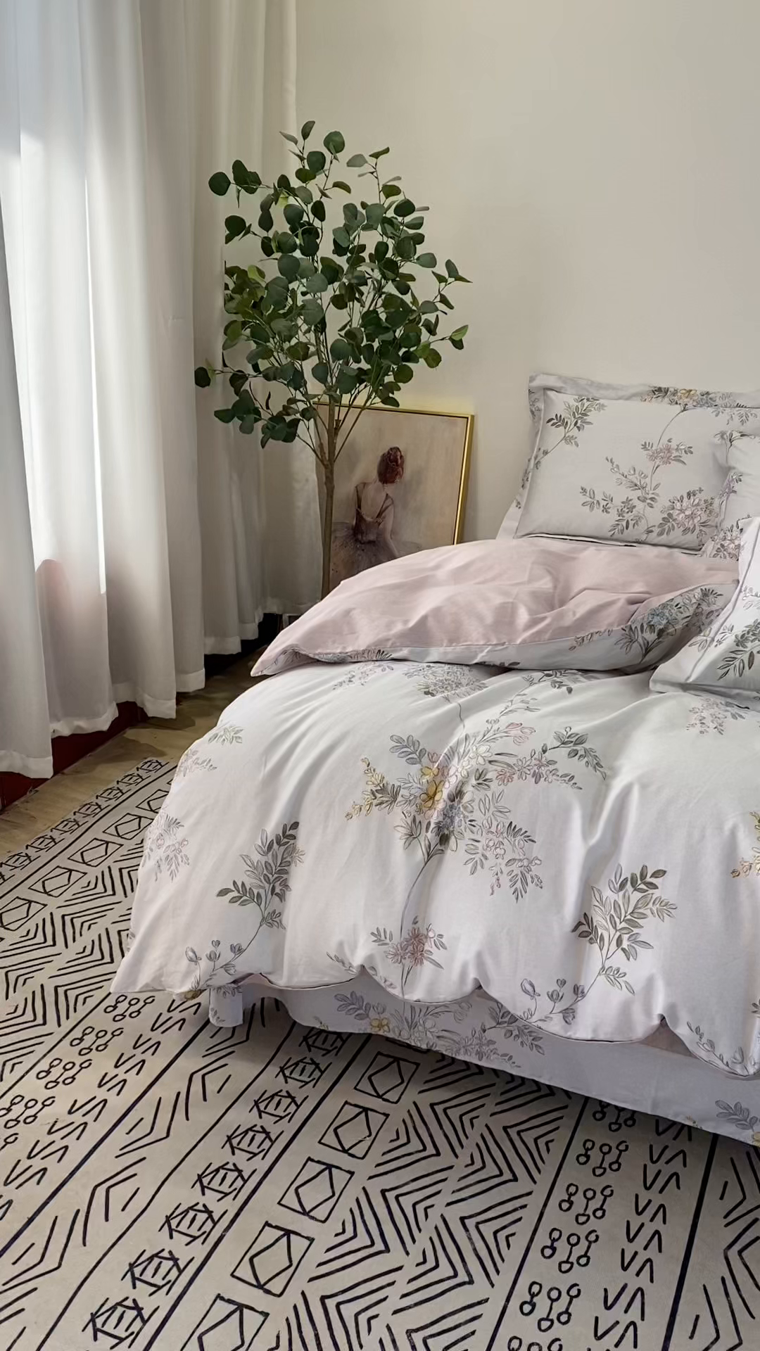 91家纺网 家纺一手货源 找家纺 橙艺家居 2026新款丝光铂金云棉印花四件套 本店线上严格控价，券后、活动后标准不得低于218元，以此类推。请各位老爷严格遵守，以免低价后再调整价格，影响链接权重 婉情-灰