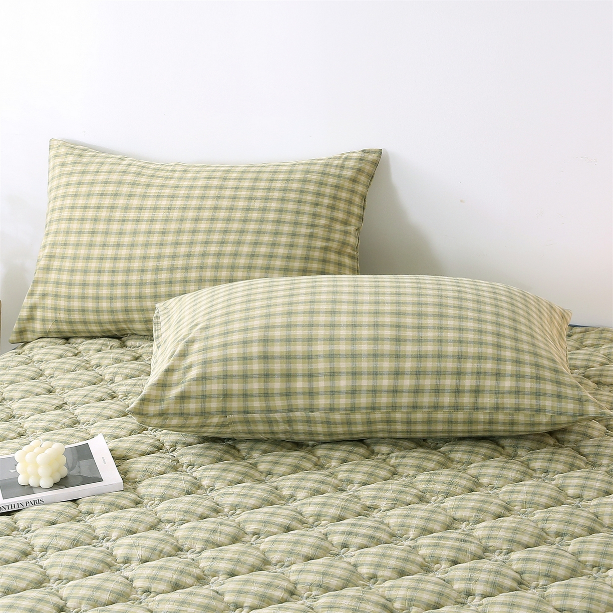 91家纺网 家纺一手货源 找家纺 （总）乐逸家纺 2026新款无印全棉色织水洗棉夹棉床裙三件套