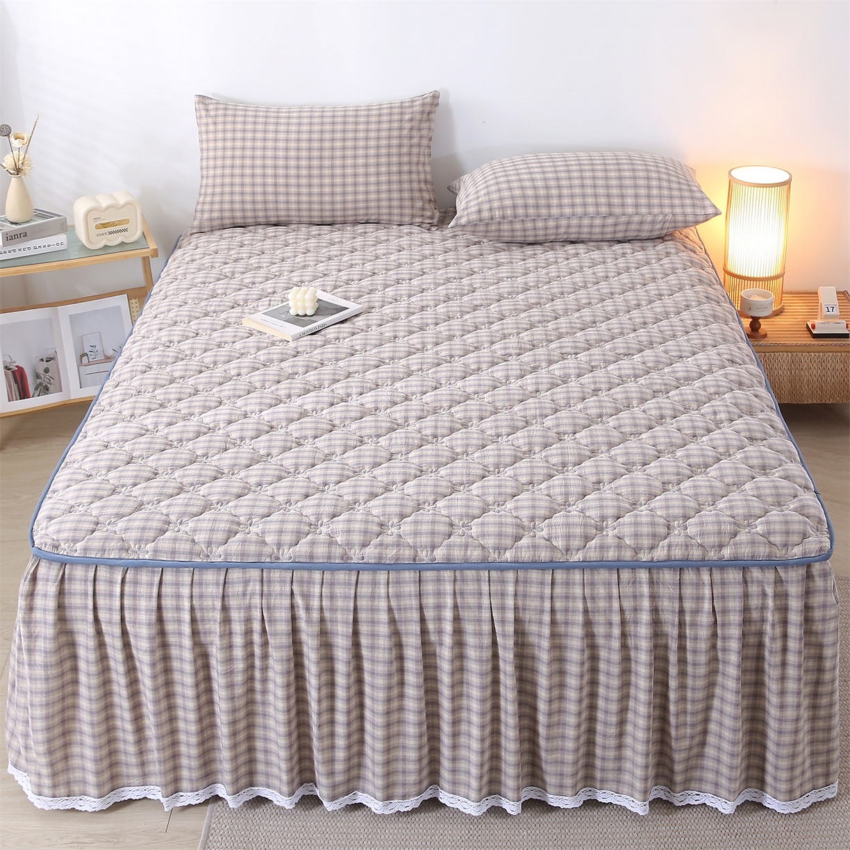 91家纺网 家纺一手货源 找家纺 （总）乐逸家纺 2026新款无印全棉色织水洗棉夹棉床裙三件套