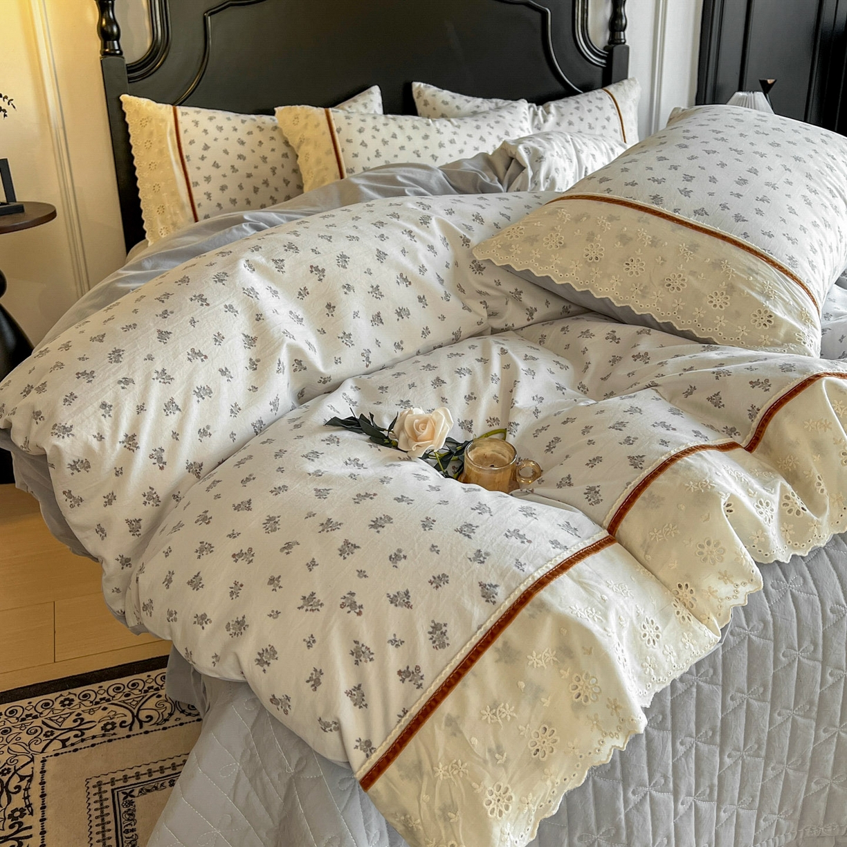 91家纺网 家纺一手货源 找家纺 美梦家纺 2026新款高克重全棉花边云感棉床盖四件套 希雅莉·灰