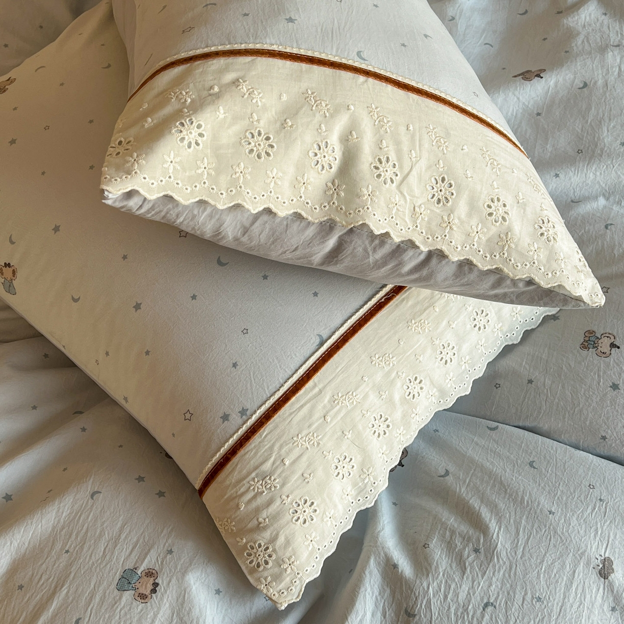 91家纺网 家纺一手货源 找家纺 美梦家纺 2026新款高克重全棉花边云感棉床盖四件套 暖小象·兰