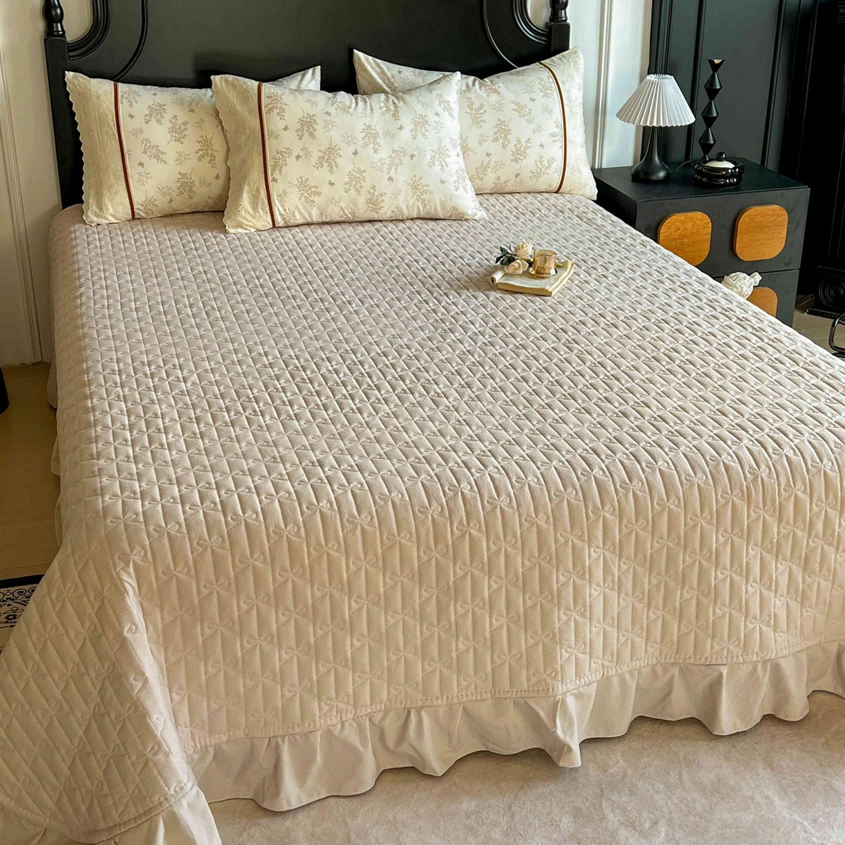 91家纺网 家纺一手货源 找家纺 美梦家纺 2026新款高克重全棉花边云感棉床盖四件套 尤丽叶·咖