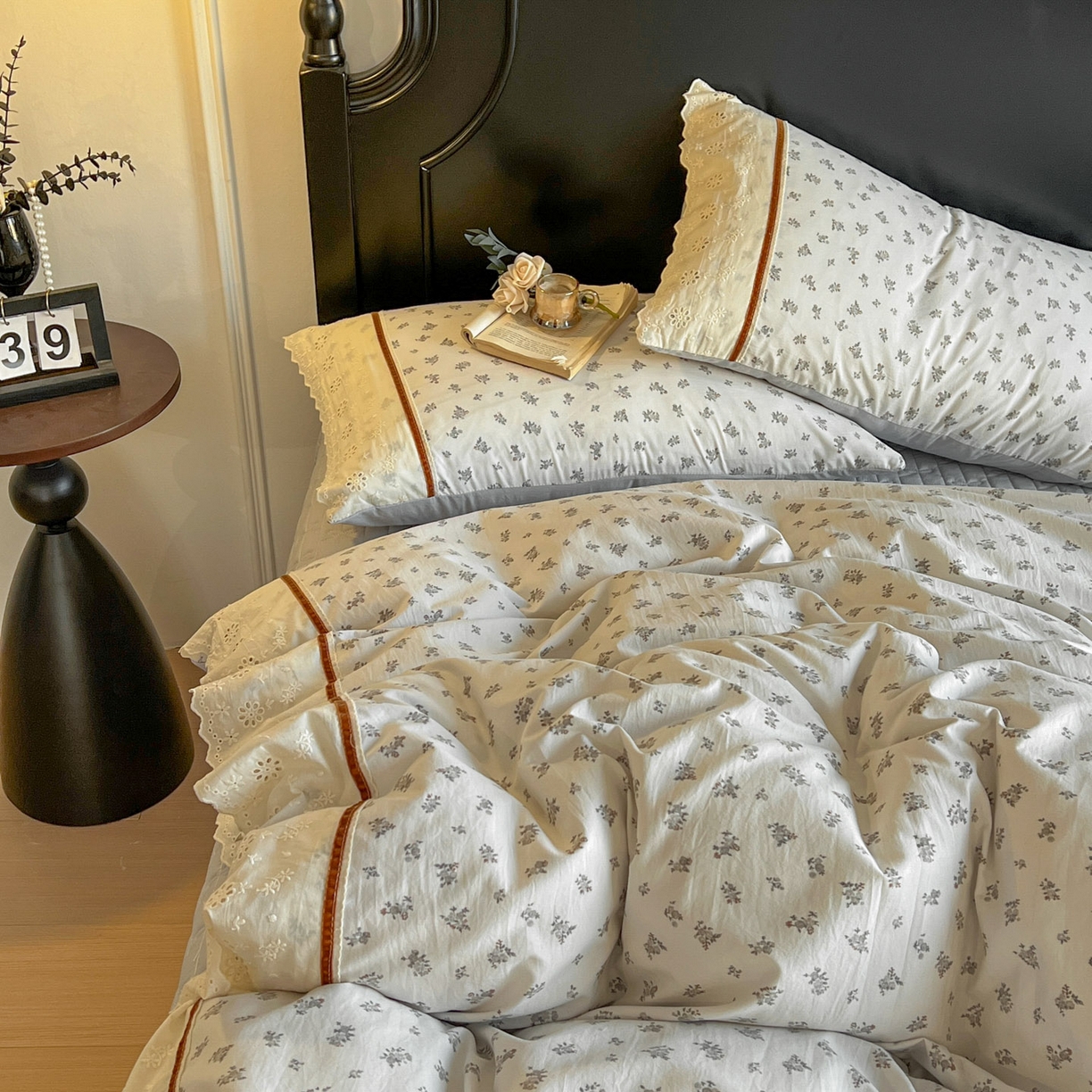 91家纺网 家纺一手货源 找家纺 美梦家纺 2026新款高克重全棉花边云感棉床盖四件套 希雅莉·灰