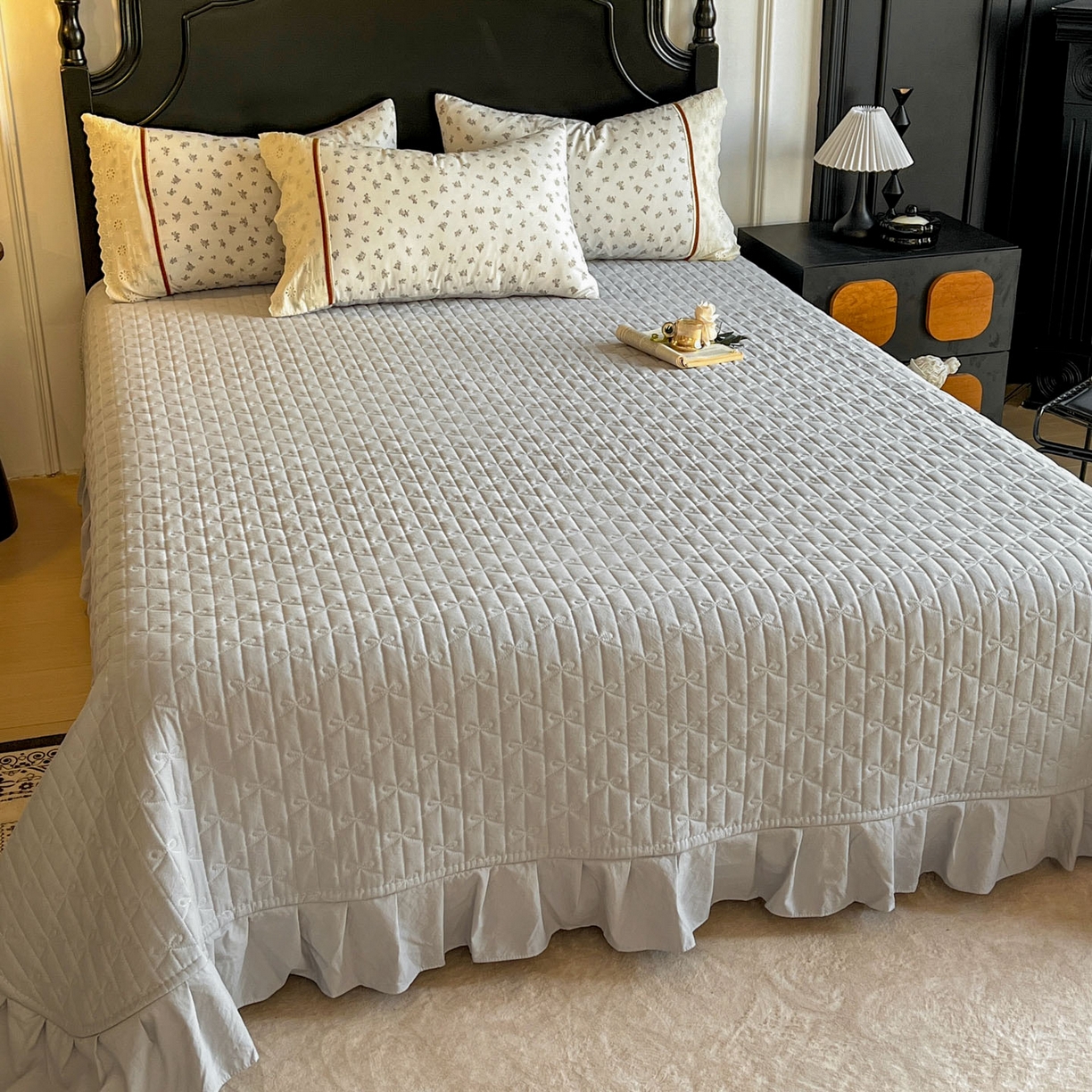 91家纺网 家纺一手货源 找家纺 美梦家纺 2026新款高克重全棉花边云感棉床盖四件套 希雅莉·灰