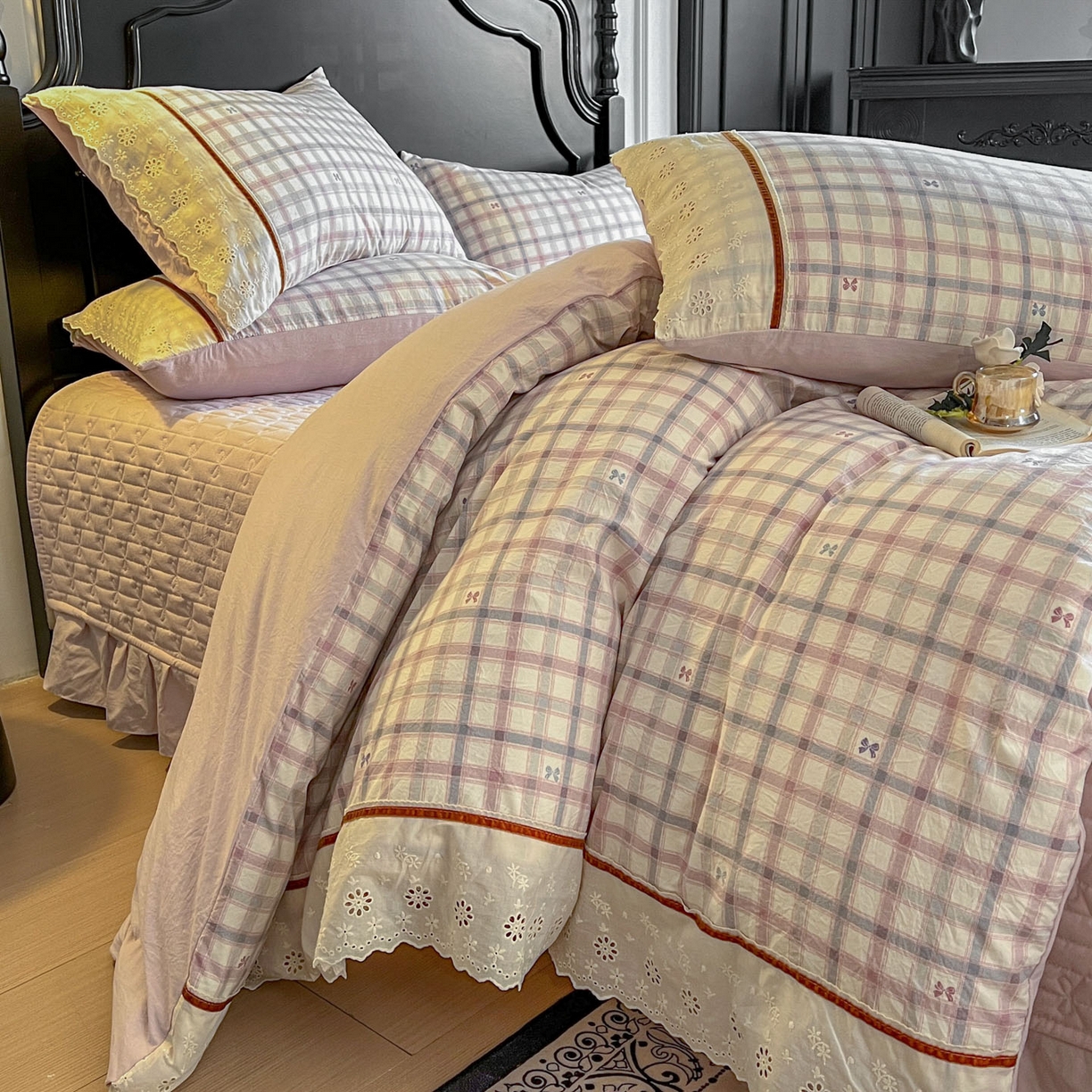 91家纺网 家纺一手货源 找家纺 美梦家纺 2026新款高克重全棉花边云感棉床盖四件套 雅格·粉