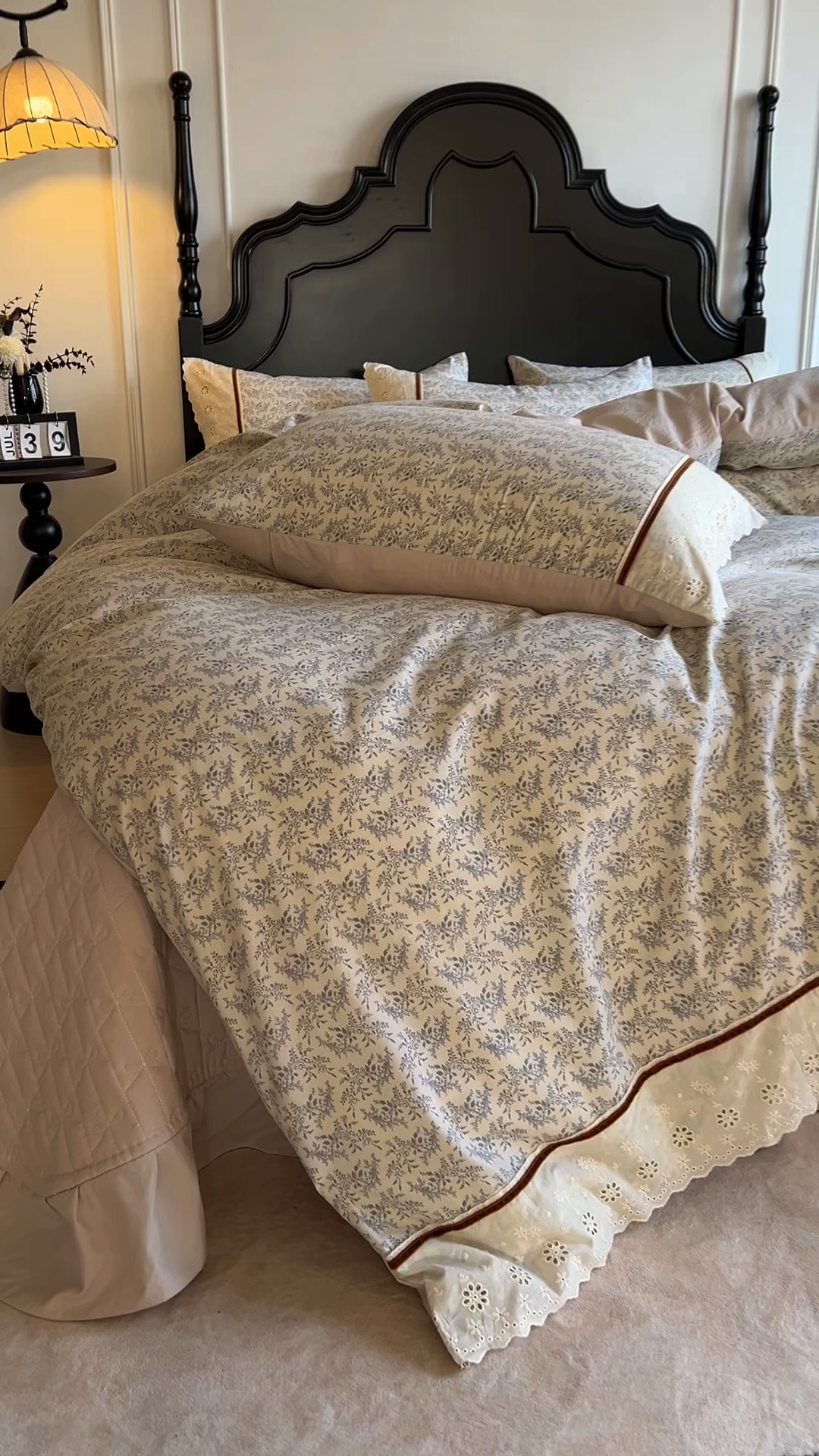 91家纺网 家纺一手货源 找家纺 美梦家纺 2026新款高克重全棉花边云感棉床盖四件套 浅叶·米