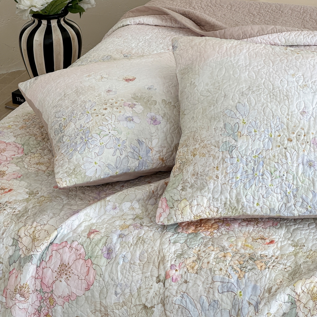 91家纺网 家纺一手货源 找家纺 床盖工厂店 2026新款高端活性数码工艺双面全棉棉花床盖三件套 漫花野