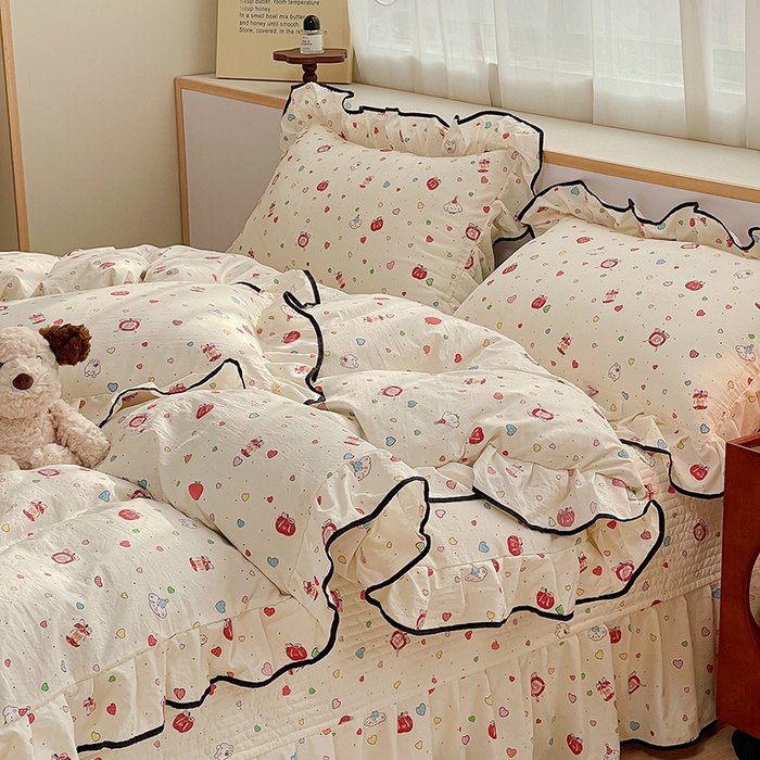 91家纺网 家纺一手货源 找家纺 赛丽雅 2026春夏新款古法水洗棉床盖四件套 苹果乐园