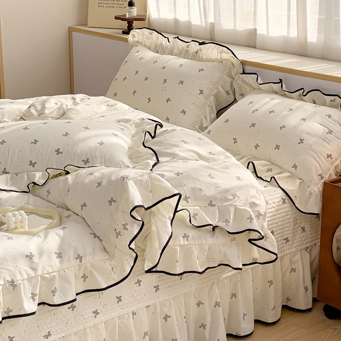 91家纺网 家纺一手货源 找家纺 赛丽雅 2026春夏新款古法水洗棉床盖四件套 灰蝴蝶