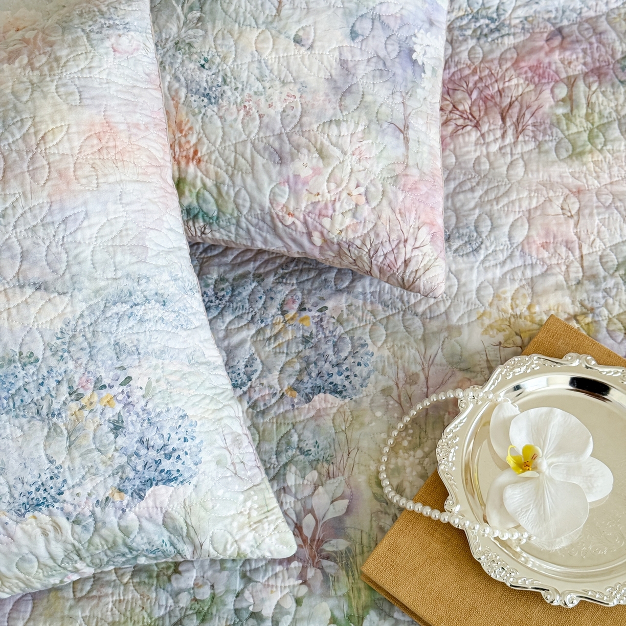 91家纺网 家纺一手货源 找家纺 床盖工厂店 2026新款高端活性数码工艺双面全棉棉花床盖三件套 诗和远方-绿