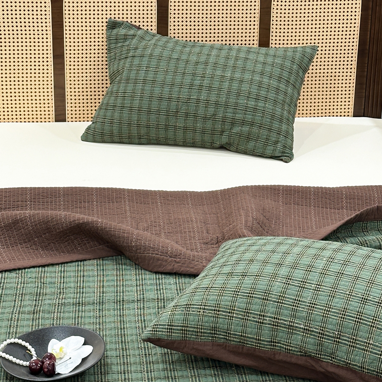 91家纺网 家纺一手货源 找家纺 床盖工厂店 2026新款双面水洗全棉填充棉花床盖三件套-重楼格系列 重楼绿