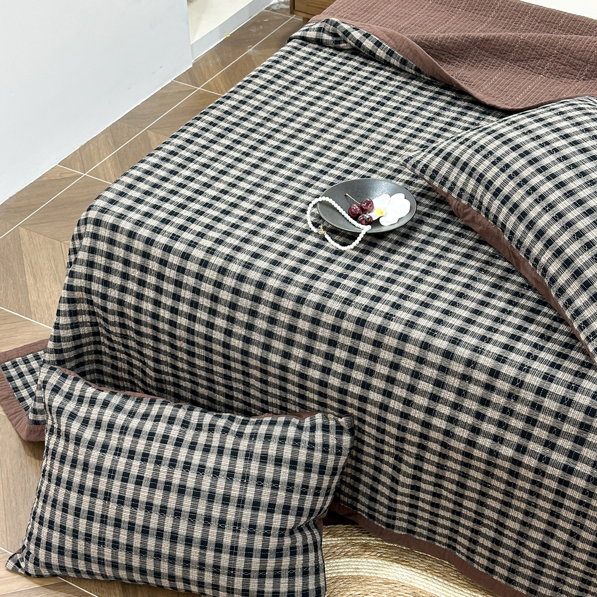 91家纺网 家纺一手货源 找家纺 床盖工厂店 2026新款双面水洗全棉填充棉花床盖三件套-重楼格系列 重楼黑