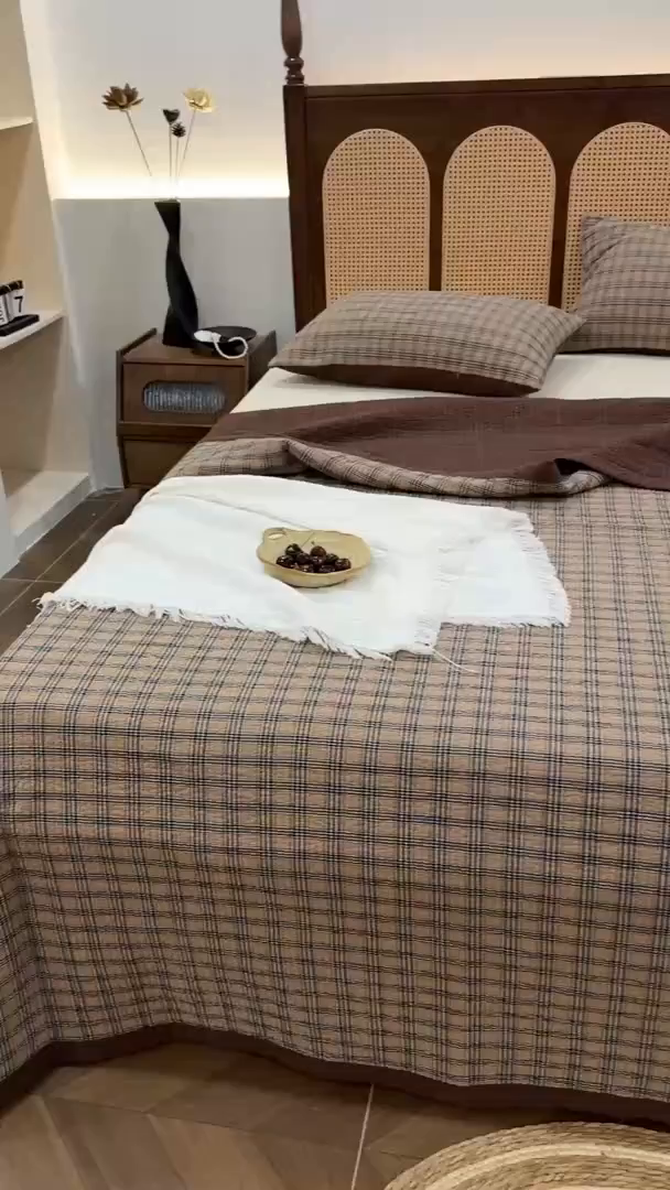 91家纺网 家纺一手货源 找家纺 床盖工厂店 2026新款双面水洗全棉填充棉花床盖三件套-重楼格系列 重楼咖