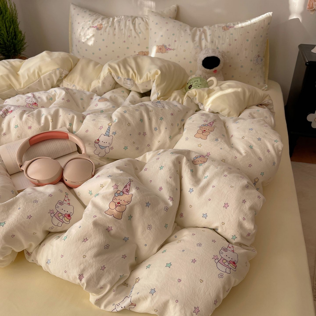 91家纺网 家纺一手货源 找家纺 初念 2026新款A类小清新古法简约水洗棉四件套 礼帽小猫