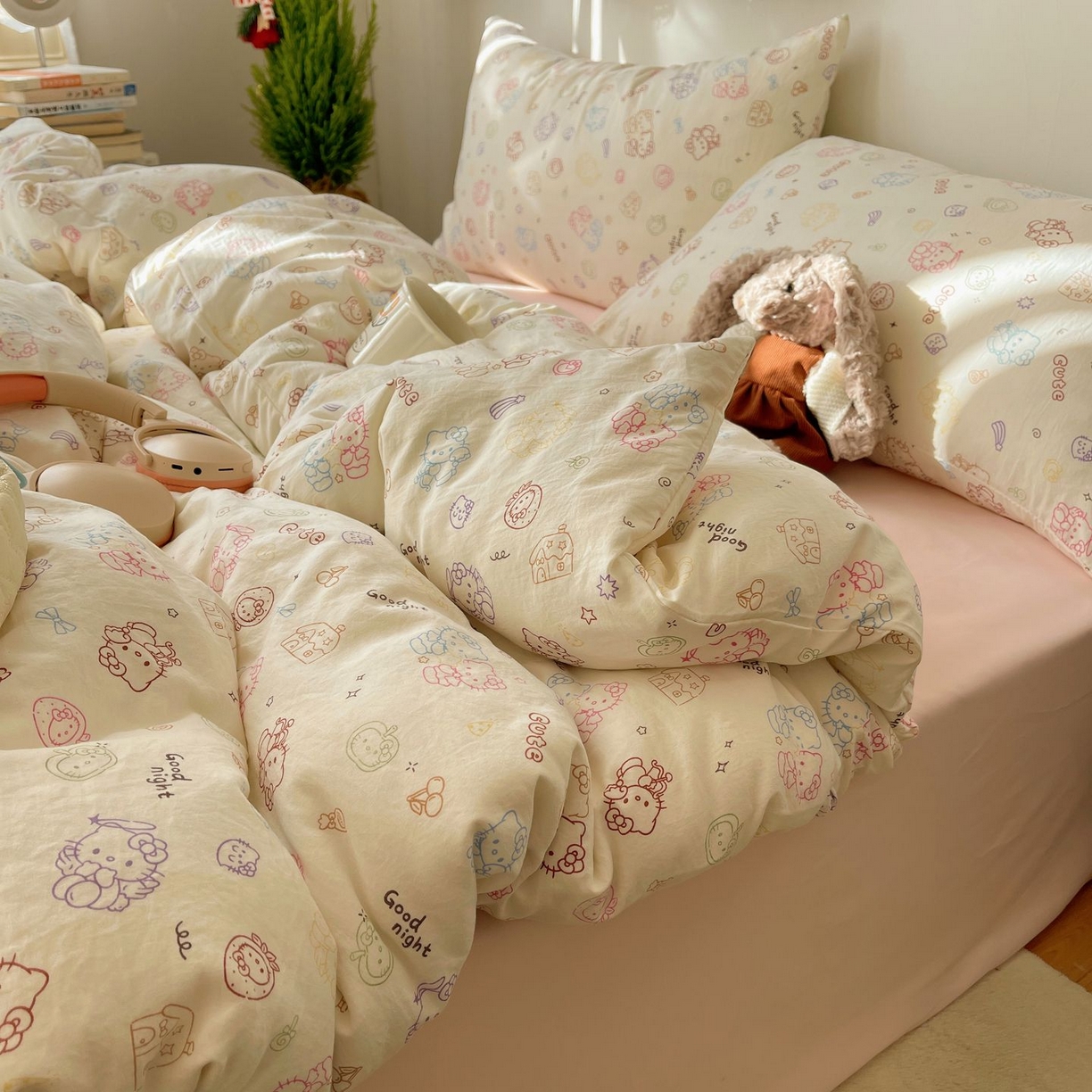 91家纺网 家纺一手货源 找家纺 初念 2026新款A类小清新古法简约水洗棉四件套 霓虹小猫