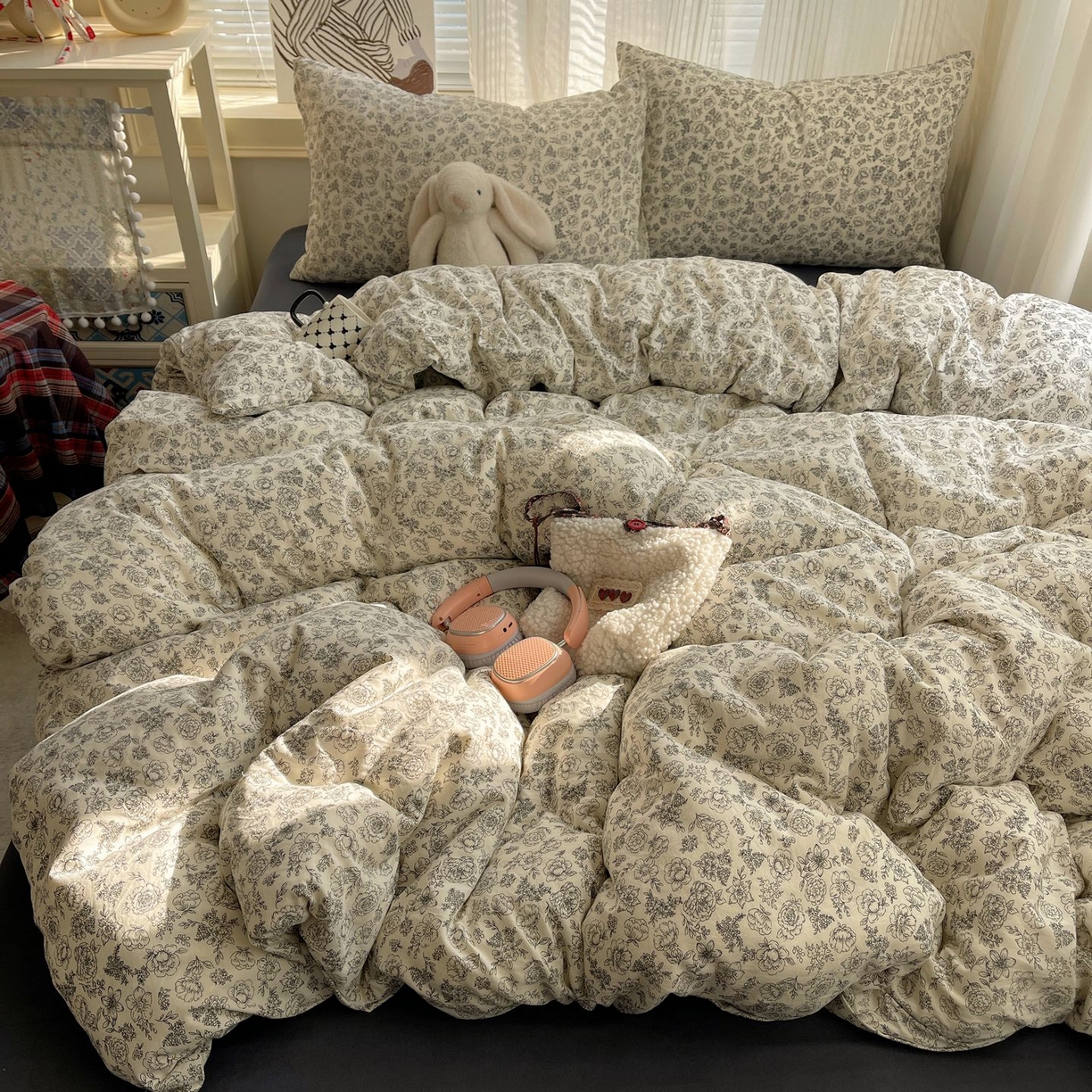 91家纺网 家纺一手货源 找家纺 初念 2026新款A类小清新古法简约水洗棉四件套 山月枇杷