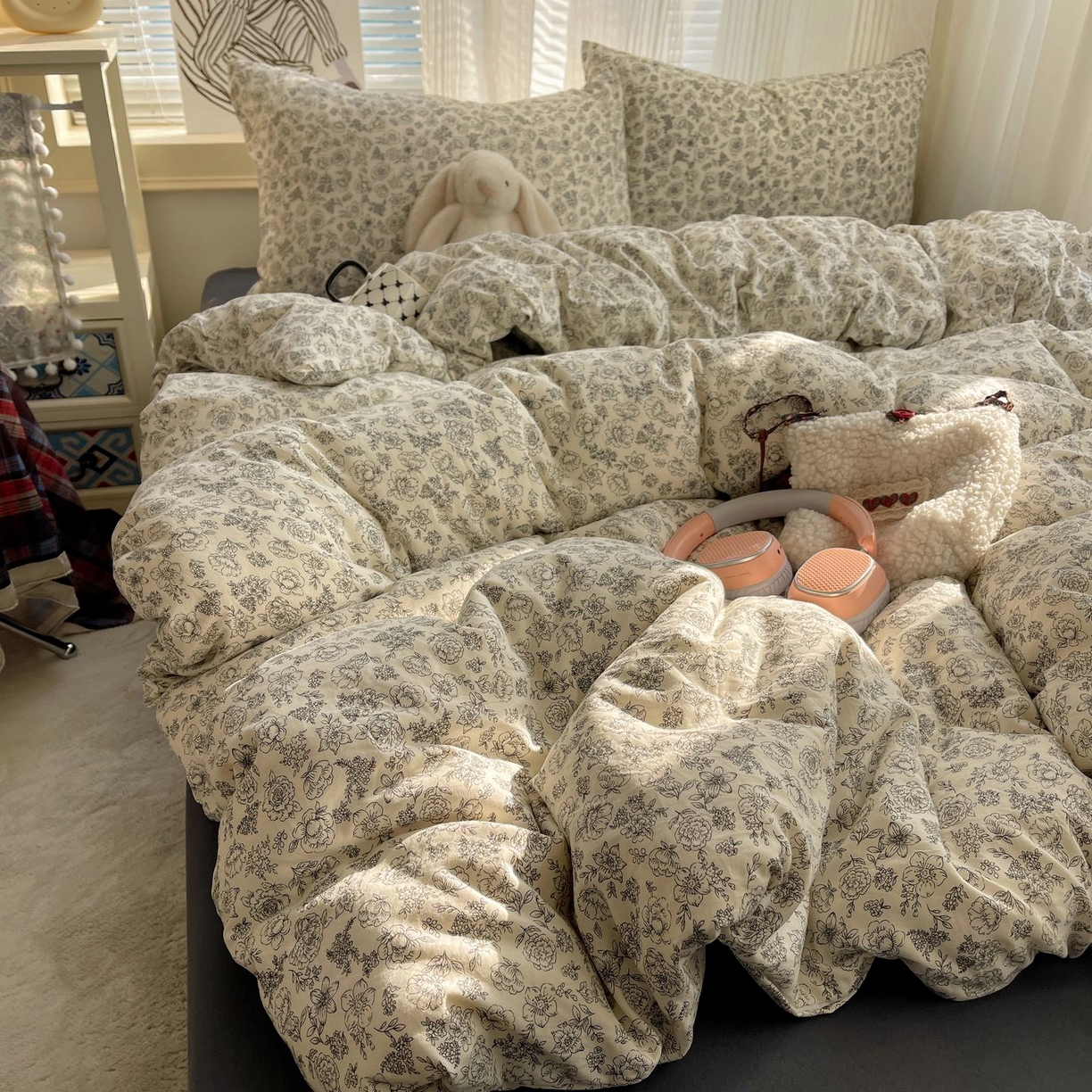 91家纺网 家纺一手货源 找家纺 初念 2026新款A类小清新古法简约水洗棉四件套 山月枇杷