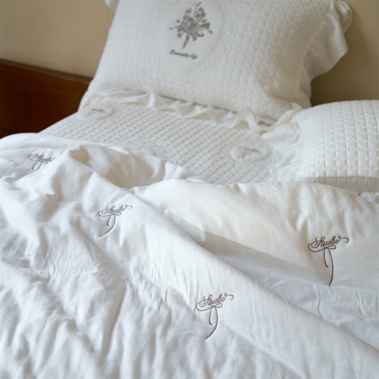 91家纺网 家纺一手货源 找家纺 （总）上喜 2026新款多功能夏被床盖四件套浪漫生活