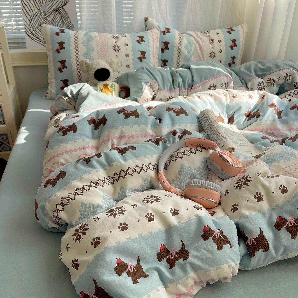 91家纺网 家纺一手货源 找家纺 初念 2026新款A类小清新古法简约水洗棉四件套 小狗脆脆鲨