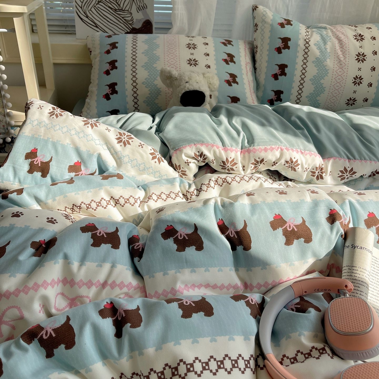 91家纺网 家纺一手货源 找家纺 初念 2026新款A类小清新古法简约水洗棉四件套 小狗脆脆鲨