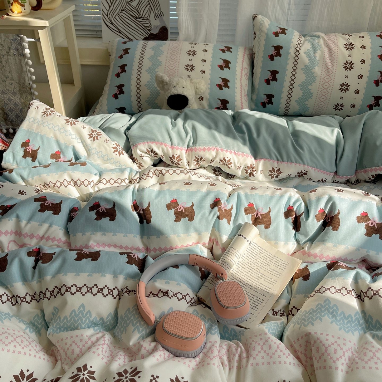 91家纺网 家纺一手货源 找家纺 初念 2026新款A类小清新古法简约水洗棉四件套 小狗脆脆鲨