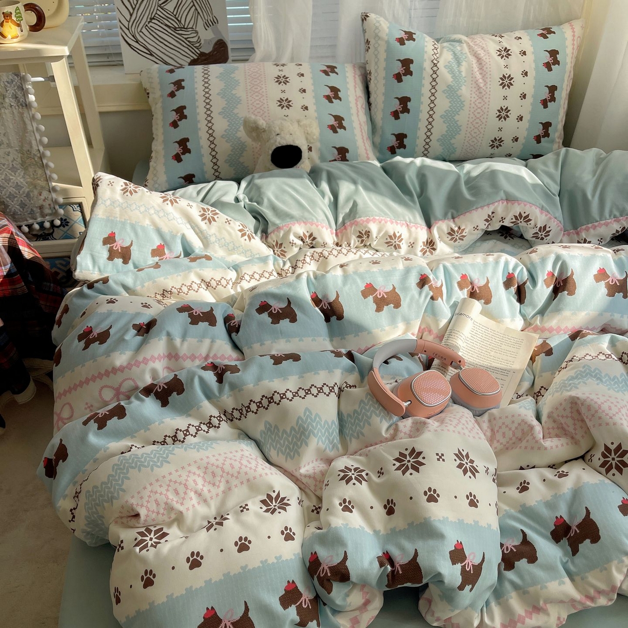 91家纺网 家纺一手货源 找家纺 初念 2026新款A类小清新古法简约水洗棉四件套 小狗脆脆鲨