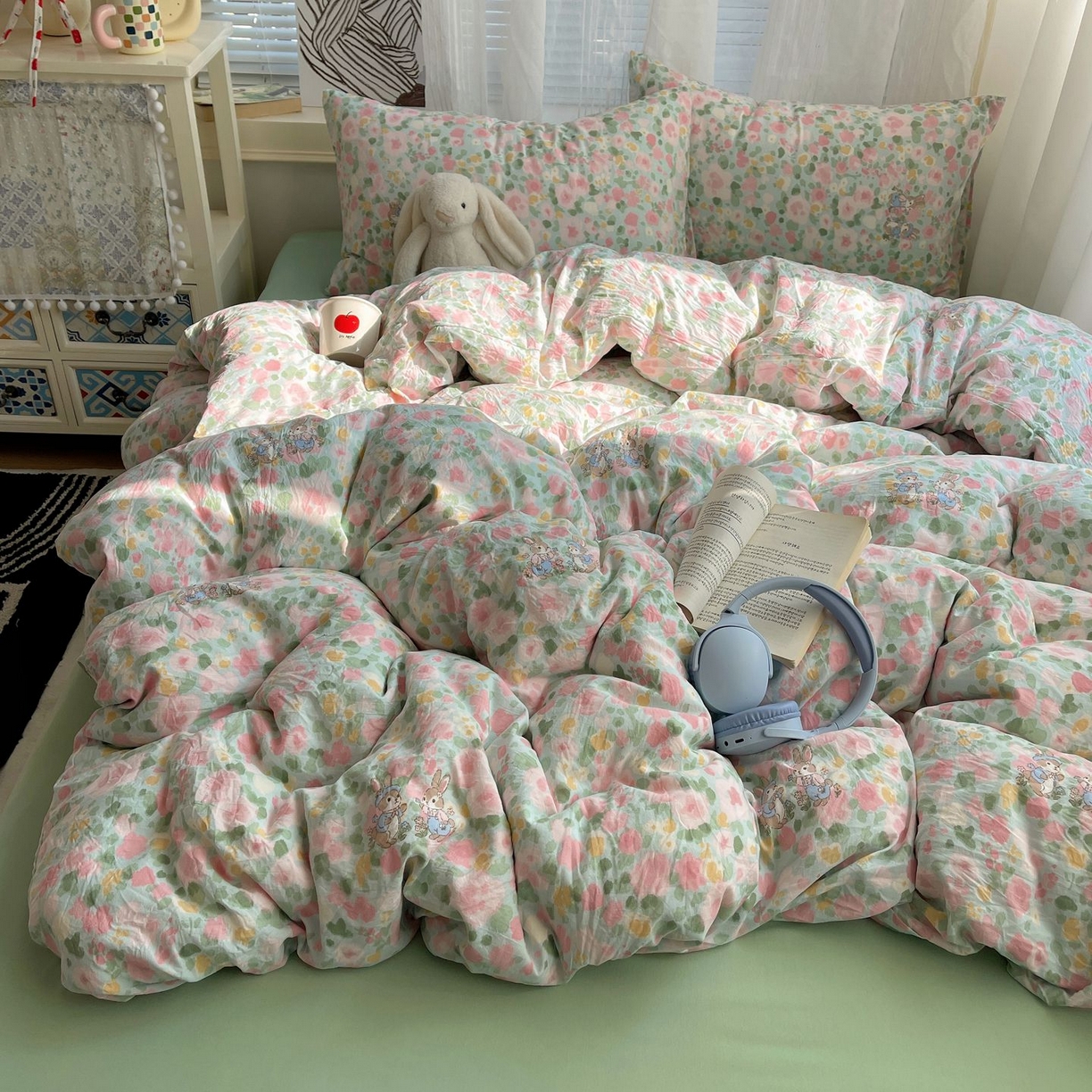 91家纺网 家纺一手货源 找家纺 初念 2026新款A类小清新古法简约水洗棉四件套 小兔岛