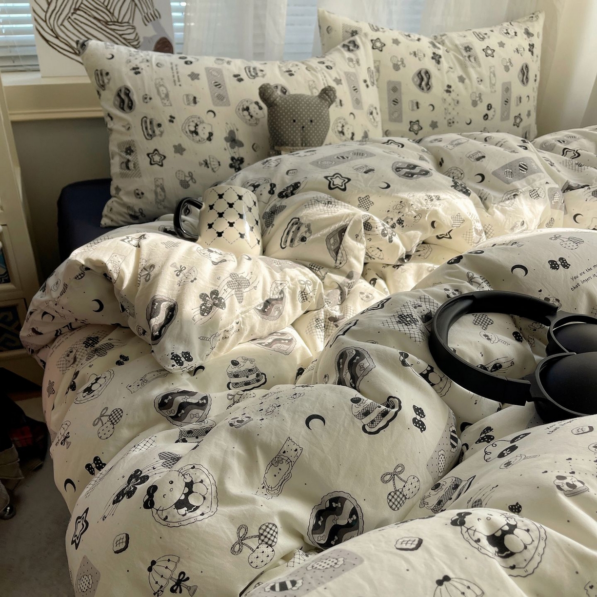 91家纺网 家纺一手货源 找家纺 初念 2026新款A类小清新古法简约水洗棉四件套 心之旋律