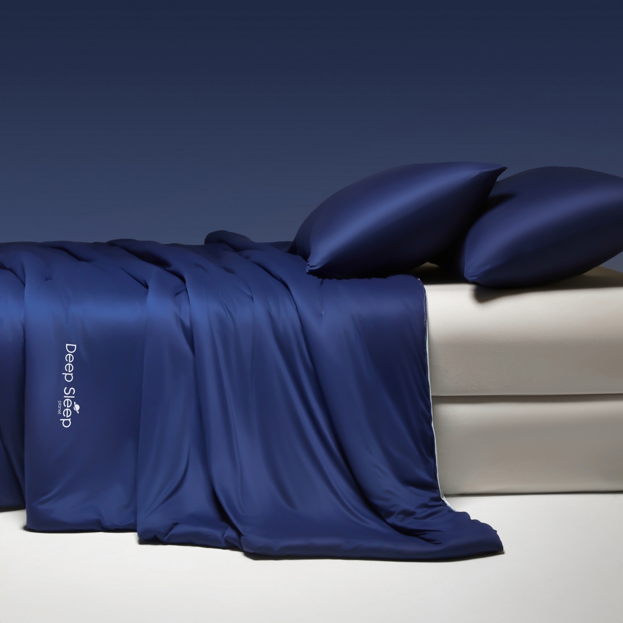 91家纺网 家纺一手货源 找家纺 老帅的工厂店 2026新款针织棉深睡控温夏被系列-系列二 深睡蓝