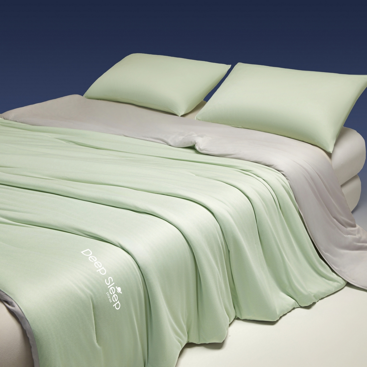 91家纺网 家纺一手货源 找家纺 老帅的工厂店 2026新款针织棉深睡控温夏被系列-系列二 冰酪青