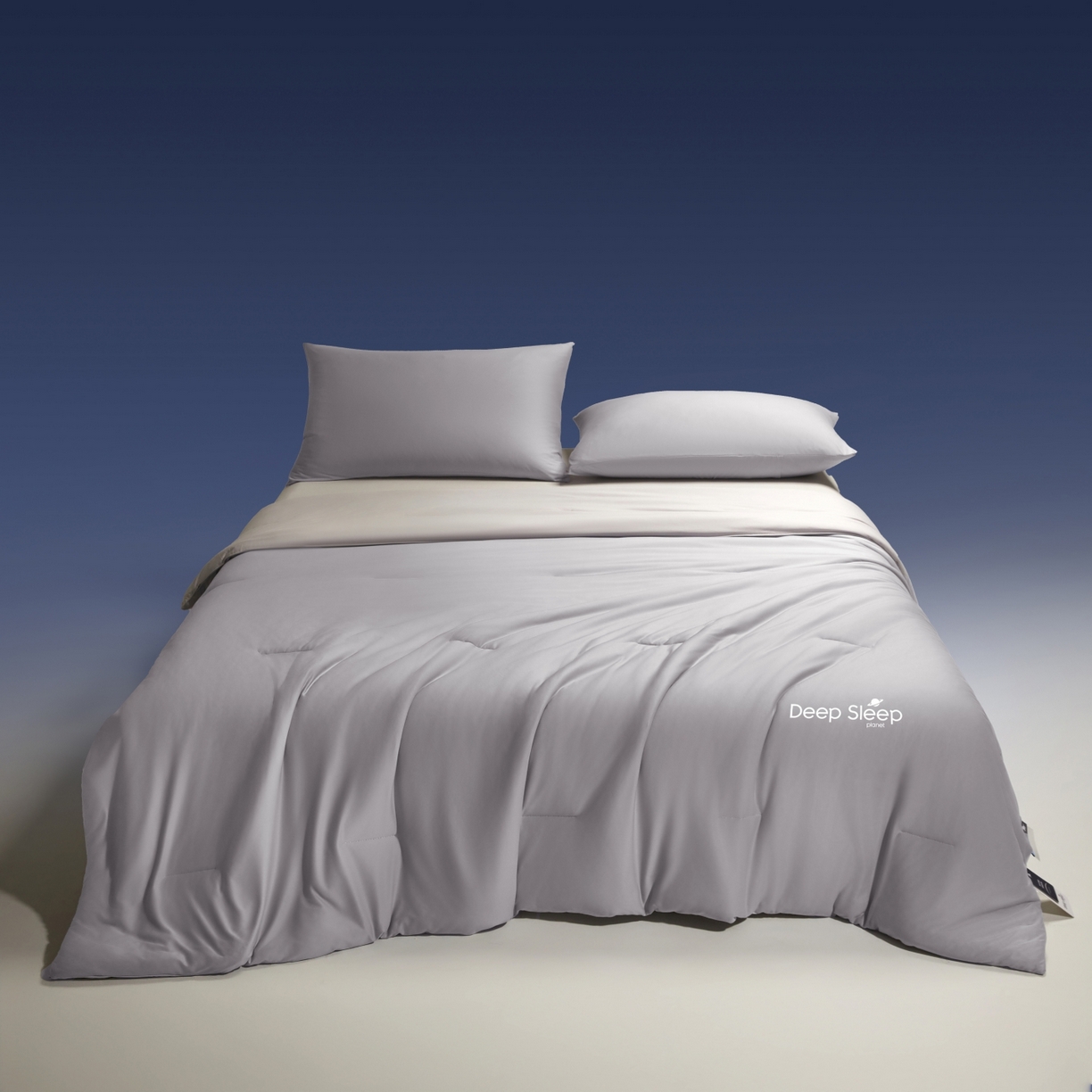 91家纺网 家纺一手货源 找家纺 老帅的工厂店 2026新款针织棉深睡控温夏被系列-系列二 冷雾灰